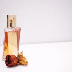 Tagomago: Oryginalne perfumy? Jak sprawdzić i dlaczego są tańsze