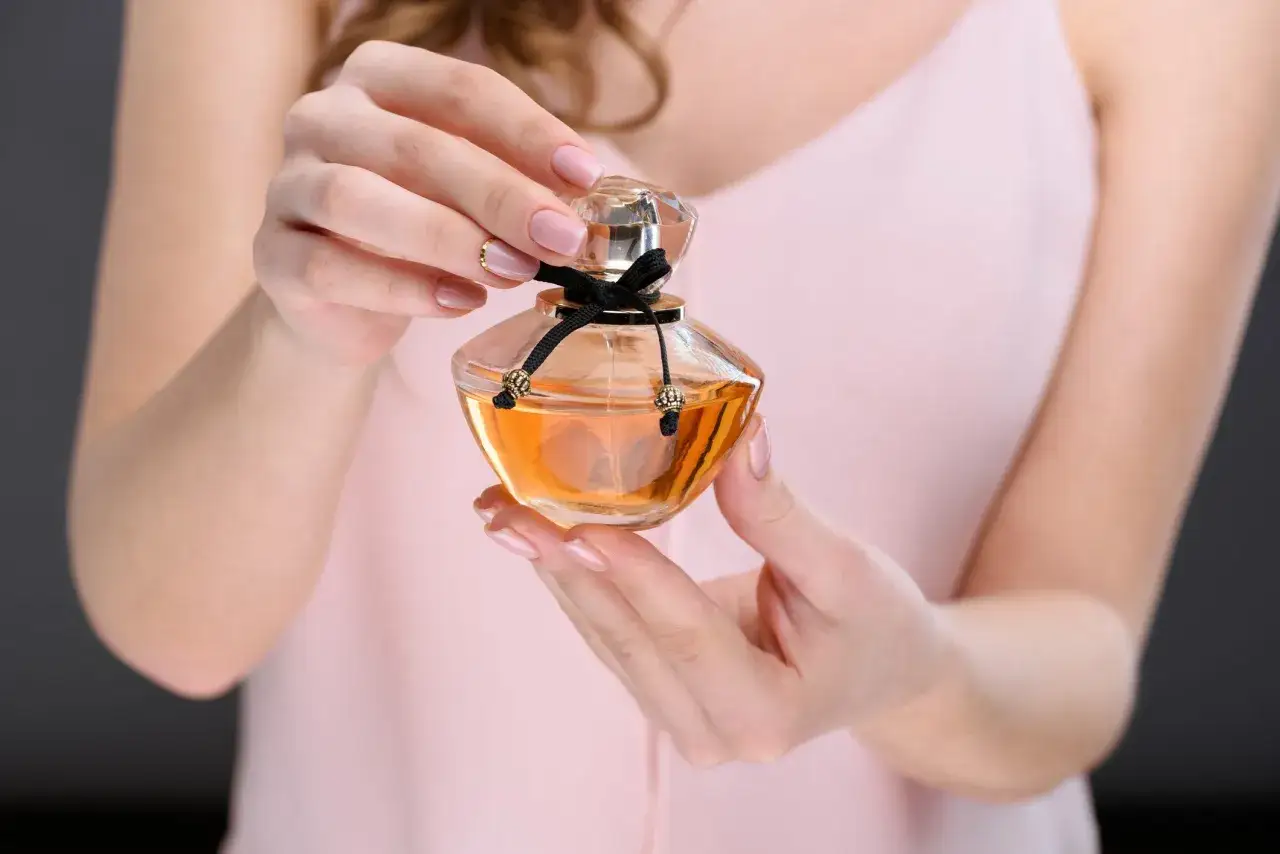 perfumy damskie bestsellery flakony